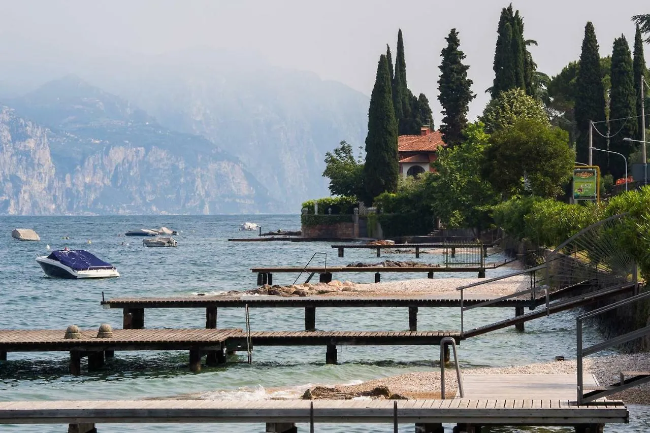 Ortaglia A1 Lägenhet Torri Del Benaco